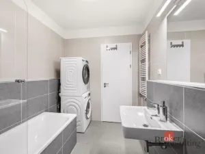 Pronájem bytu 2+kk, Praha - Třebonice, Thomasova, 48 m2