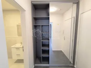 Prodej bytu 1+kk, Praha - Vysočany, Poděbradská, 32 m2