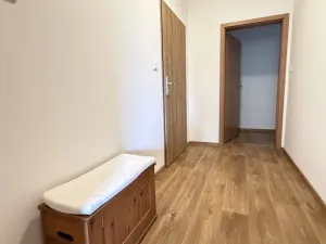 Pronájem bytu 2+kk, Karlovy Vary, Libušina, 66 m2