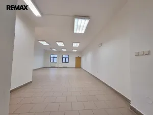 Prodej obchodního prostoru, Lanškroun, 750 m2