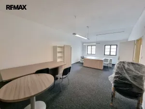 Prodej obchodního prostoru, Lanškroun, 750 m2