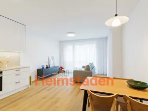 Pronájem bytu 2+kk, Praha - Holešovice, Vrbenského, 56 m2