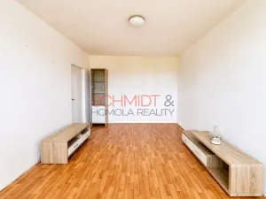 Prodej bytu 2+1, Hustopeče, Masarykovo nám., 56 m2