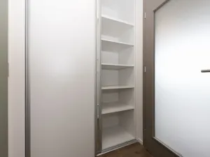 Pronájem bytu 2+kk, Praha - Černý Most, Arnošta Valenty, 43 m2