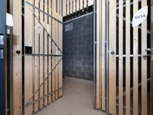 Pronájem bytu 2+kk, Praha - Černý Most, Arnošta Valenty, 43 m2