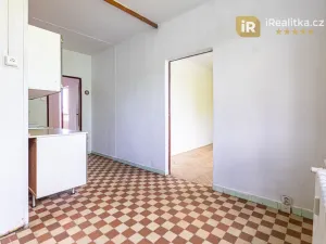 Prodej bytu 4+1, Mariánské Lázně - Úšovice, Hroznatova, 81 m2