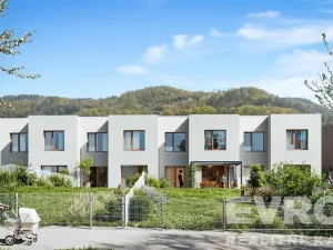 Prodej rodinného domu, Beroun, 178 m2