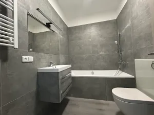 Pronájem bytu 2+kk, Milovice, Kaštanová, 49 m2