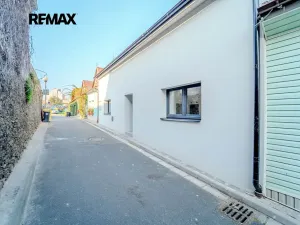 Pronájem bytu 1+kk, Kolín, Školská, 27 m2