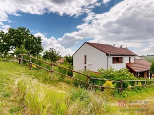 Prodej rodinného domu, Valtice, Lipová, 1211 m2