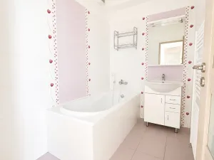 Pronájem bytu 2+kk, Olomouc - Nové Sady, Družební, 50 m2