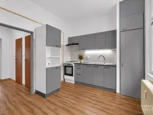 Pronájem bytu 2+1, Hradec Králové, Průmyslová, 66 m2