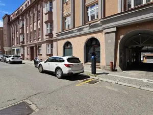 Prodej garáže, Hradec Králové, 19 m2
