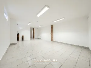 Pronájem kanceláře, Ivančice, Chřestová, 41 m2