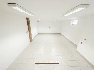 Pronájem kanceláře, Ivančice, Chřestová, 41 m2