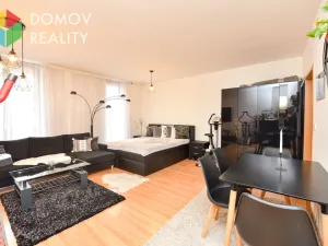 Pronájem bytu 1+kk, Beroun - Beroun-Město, K Dubu, 38 m2