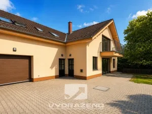 Prodej rodinného domu, Roztoky, 410 m2