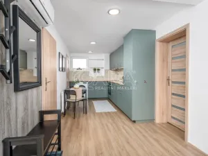 Pronájem bytu 3+kk, Praha - Hlubočepy, Pod Žvahovem, 70 m2