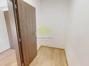 Pronájem bytu 2+kk, Olomouc, Topolová, 52 m2