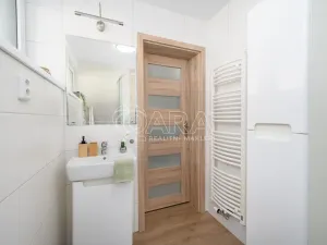 Pronájem bytu 3+kk, Praha - Hlubočepy, Pod Žvahovem, 70 m2