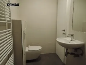 Pronájem bytu 2+kk, Praha - Smíchov, U Malvazinky, 38 m2