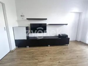 Pronájem bytu 3+1, Zlín, Budovatelská, 68 m2