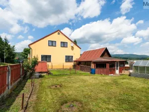 Prodej rodinného domu, Dubí - Drahůnky, B. Němcové, 210 m2