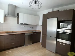 Pronájem bytu 3+1, Chropyně, Moravská, 65 m2