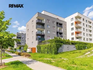 Prodej bytu 2+kk, Praha - Vysočany, Strnadových, 50 m2