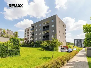 Prodej bytu 2+kk, Praha - Vysočany, Strnadových, 50 m2