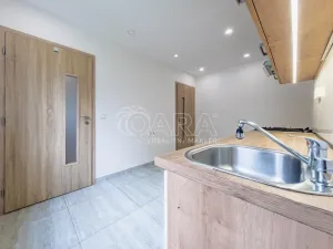 Prodej bytu 3+1, Praha - Satalice, U obory, 78 m2
