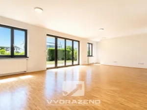 Prodej bytu 5+1, Roztoky, 176 m2