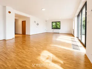 Prodej bytu 5+1, Roztoky, 176 m2