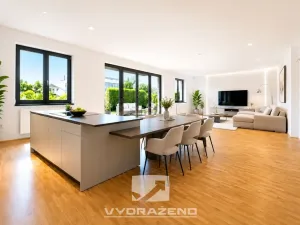 Prodej bytu 5+1, Roztoky, 176 m2