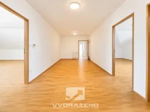 Prodej bytu 5+1, Roztoky, 176 m2