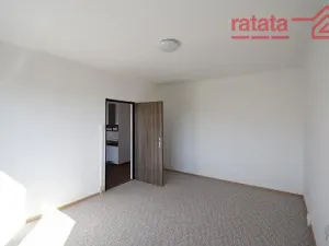 Pronájem bytu 1+1, Klášterec nad Ohří, Královéhradecká, 35 m2