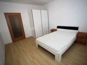 Pronájem bytu 2+1, Praha - Čakovice, U Párníků, 63 m2