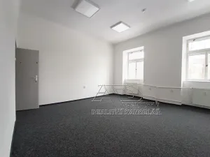 Pronájem kanceláře, České Budějovice, Kanovnická, 132 m2