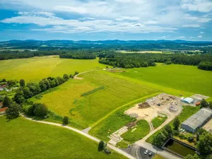 Prodej komerčního pozemku, Omlenice, 2175 m2