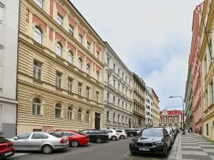 Prodej bytu 2+kk, Praha - Nové Město, Hálkova, 49 m2