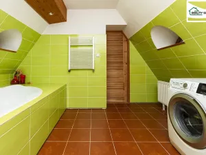 Prodej bytu 3+1, Cheb, Spálená, 67 m2