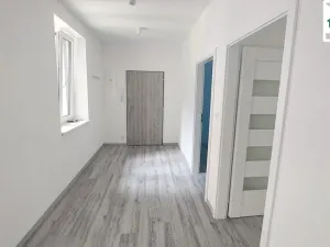 Pronájem bytu 2+kk, Cheb, Břehnická, 90 m2