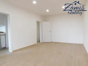 Pronájem bytu 2+1, Kladno, Litevská, 62 m2