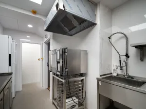 Pronájem restaurace, Praha - Žižkov, Olšanská, 352 m2