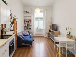 Prodej bytu 2+kk, Praha - Holešovice, Strojnická, 46 m2