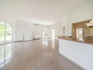 Prodej bytu 3+1, Buštěhrad, Topolová, 107 m2