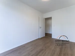 Pronájem bytu 2+kk, Praha - Vysočany, Pod Harfou, 44 m2