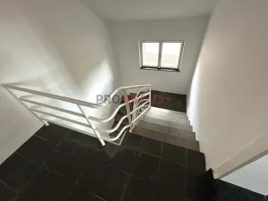 Prodej komerční nemovitosti, Ostrava, Frýdecká, 156 m2