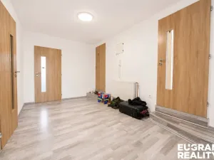 Prodej ubytování, Šluknov, nám. Míru, 330 m2