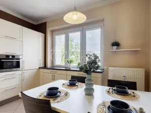 Prodej bytu 2+1, Praha - Žižkov, Biskupcova, 82 m2